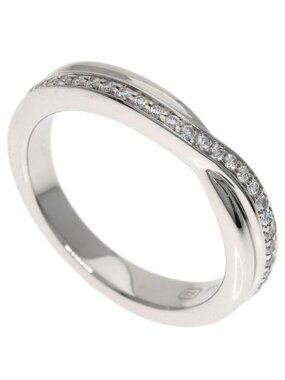 Harry Winston Tryst One Row Diamond Ring